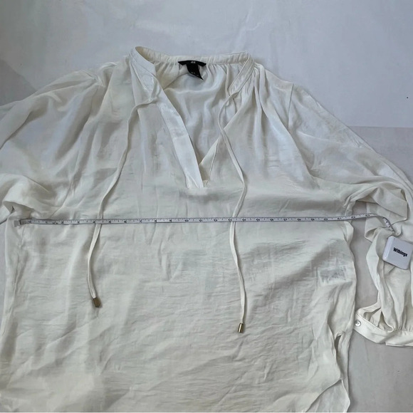 H&M  Women Ivory Beige Long Sleeve Blouse V Neck Tunic Size US 12 - Picture 5 of 9